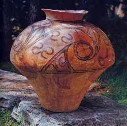 Vas ceramică, cultura Cucuteni-Tripolie din satul Bîdragii Vechi